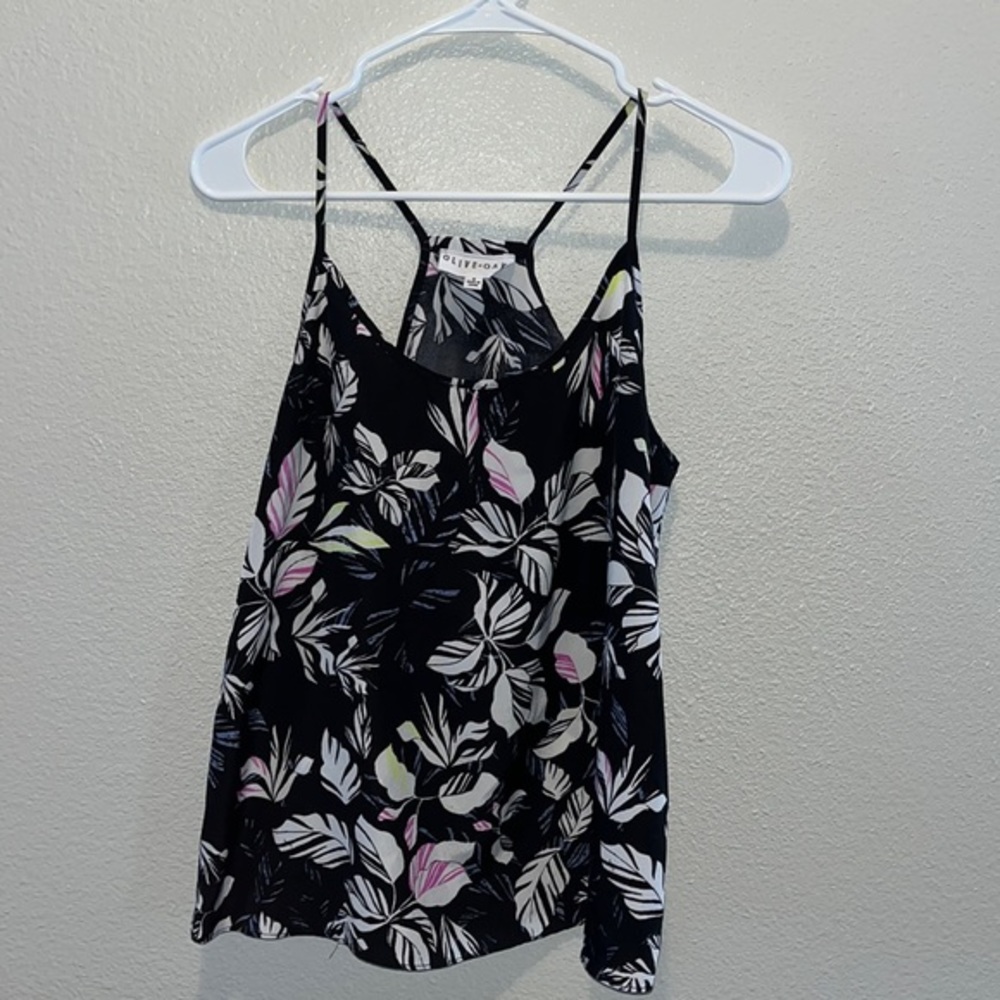 Olive & Oak small black floral tank top